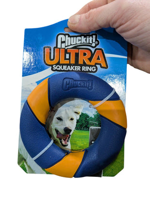 Chuckit Ultra Squeaker Ring – Stundenlanger aktiver Spielspaß