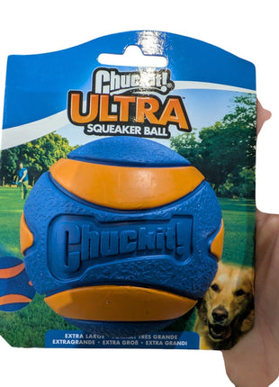 Chuckit Ultra Squeaker Ball - Nahezu unzerstörbarer Ball mit Quietscher - Verschiedene Größen